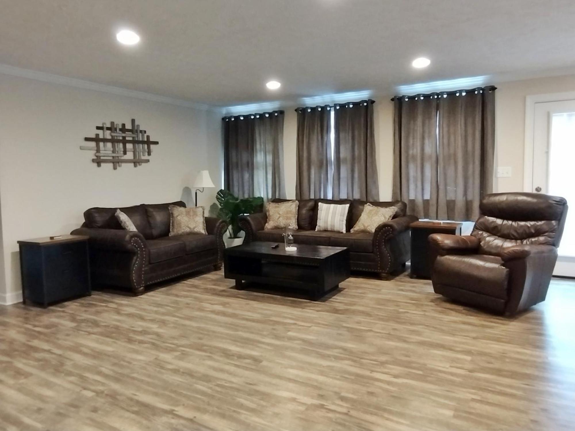 Backwoods Family Getaway! 3 Bedroom House! Yanceyville Eksteriør billede